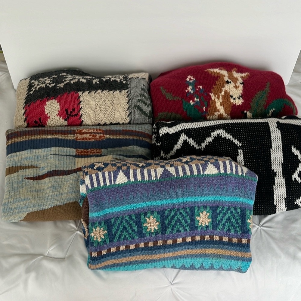 Bundle of sweaters you’d find at your grandmas house!!